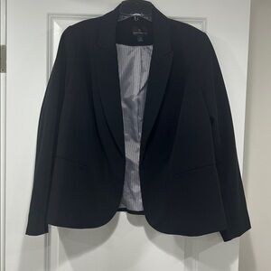 Worthington Open Front Black Blazer